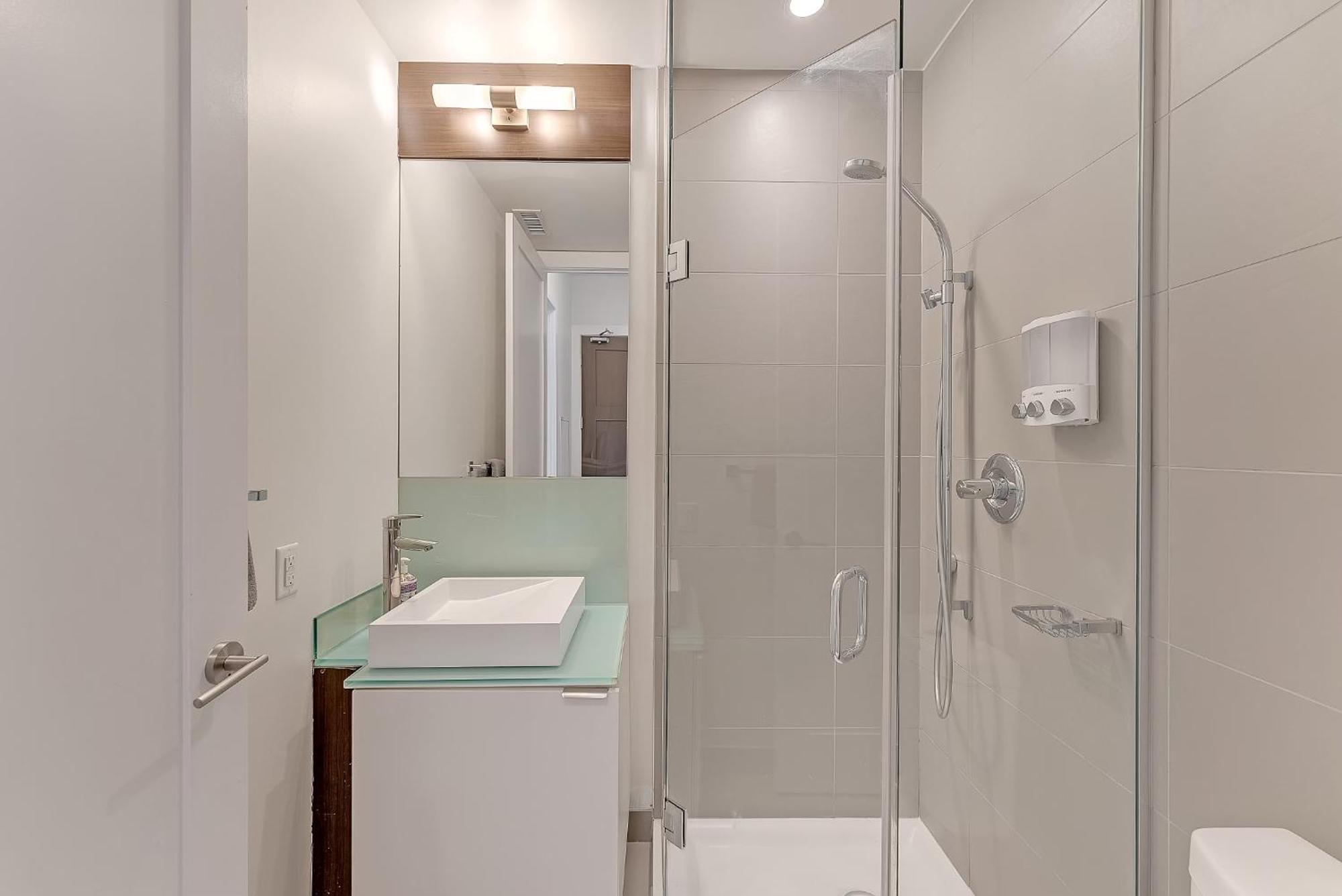 トロント2Br 2Bth Apt-Rogers Center-Cn Tower-Free Parkingアパートメント エクステリア 写真